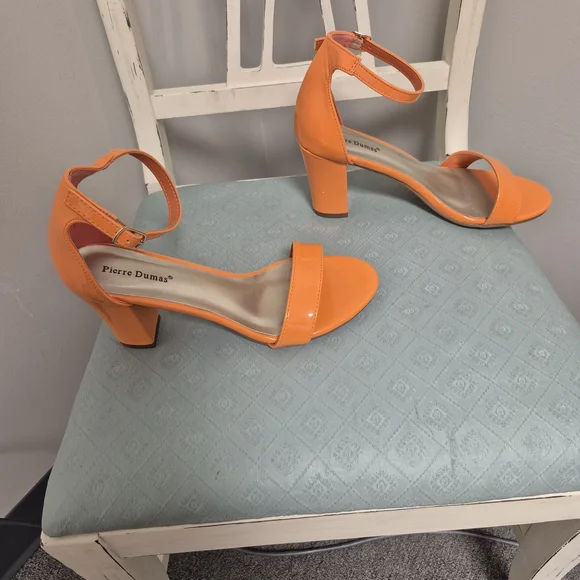 Pierre Dumas Women's Orange Sandals - Picture 3 of 10